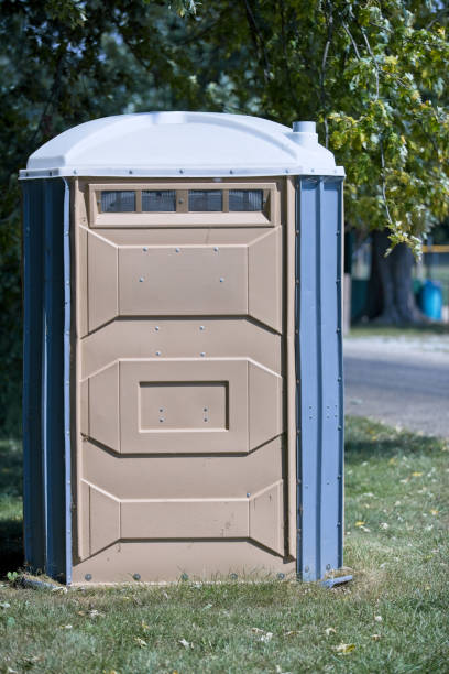 Affordable portable toilet rental in Harwood Heights, IL